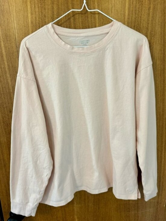 Calvin Klein Tops - Calvin Klein Performance Women’s Long-Sleeve Crewneck Top - Pale Pink